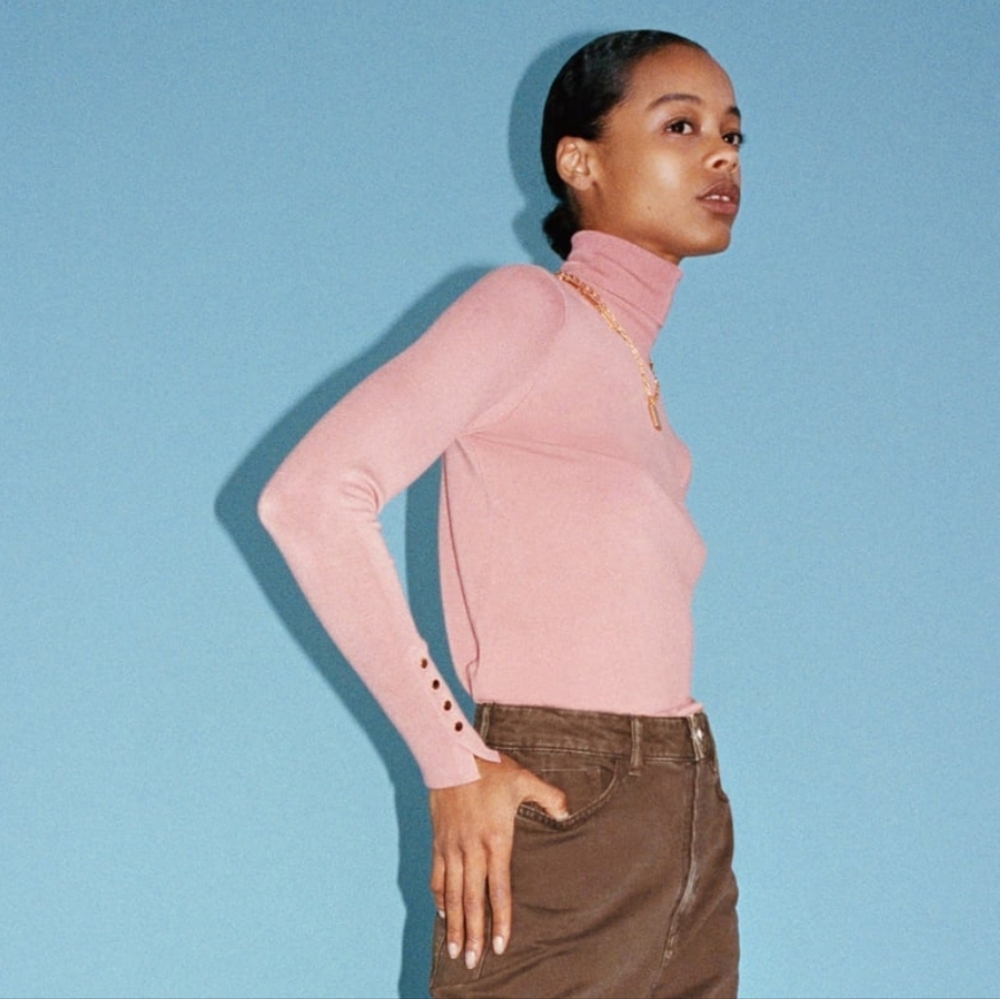 Zara Old Rose Butttoned Sleeves Turtleneck